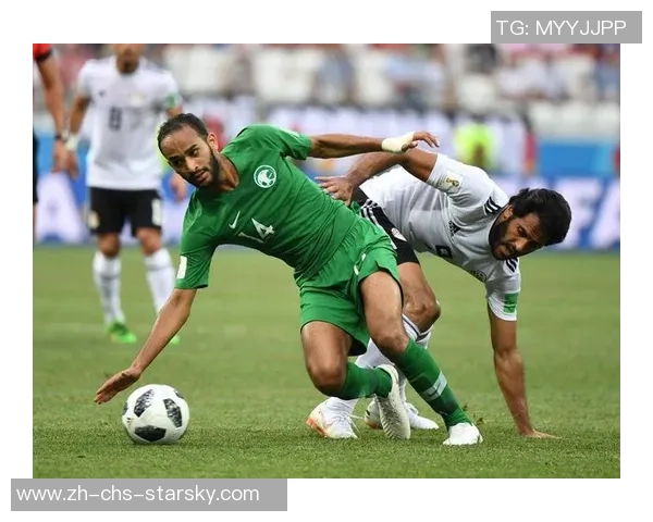 沙特足球比赛热潮不断球迷激情四溢见证精彩瞬间 沙特足球比赛热潮不断球迷激情四溢见证精彩瞬间